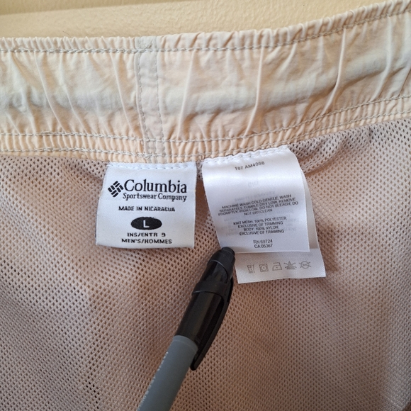 Columbia Cargo Shorts - Picture 6 of 6